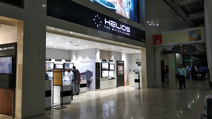 helios-watch-store-by-titan