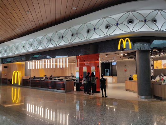 mcdonalds-mumbai-airport-t2
